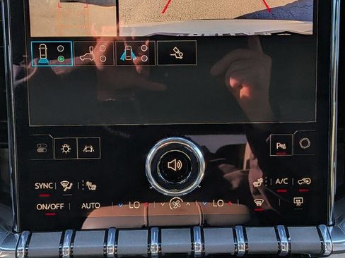 New 2026 GMC Acadia Elevation w/ Black Edition AWD/4WD image 17