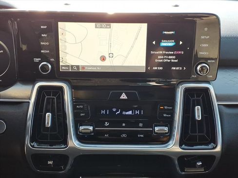 Used 2023 Kia Sorento SX image 7