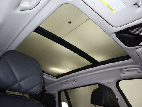 Used 2023 BMW X7 xDrive40i w/ Premium Package image 19