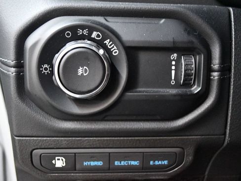 Used 2024 Jeep Wrangler High Altitude AWD/4WD image 74