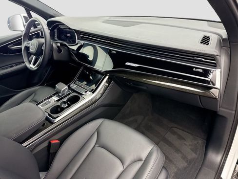 Certified 2025 Audi Q7 2.0T Premium Plus w/ Premium Plus Package image 16