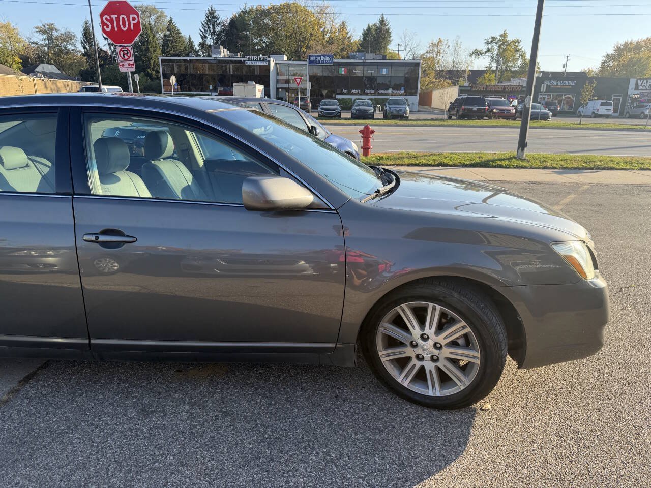 Used 2007 Toyota Avalon Limited FWD image 5