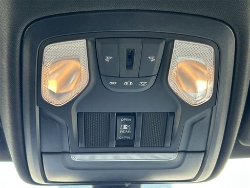 Used 2022 RAM 1500 Big Horn image 16