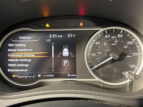 Used 2025 Nissan Versa SV w/ Trunk Package image 21