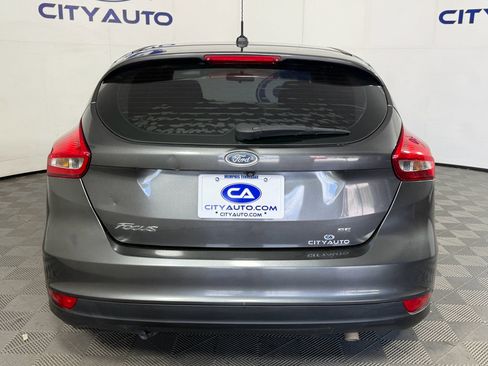 Used 2018 Ford Focus SE image 5
