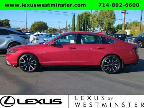 Used 2024 Honda Accord Touring image 12