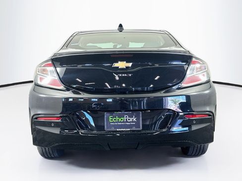 Used 2018 Chevrolet Volt Premier w/ Driver Confidence Package FWD image 7