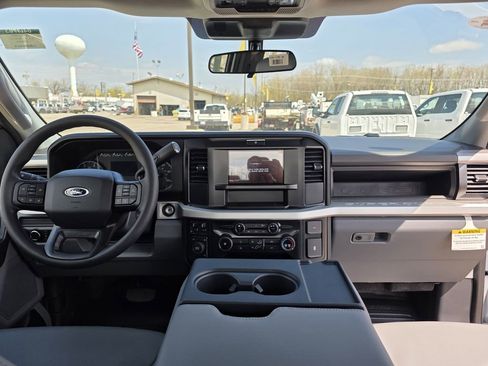 New 2026 Ford F450 4x4 SuperCab Super Duty image 41