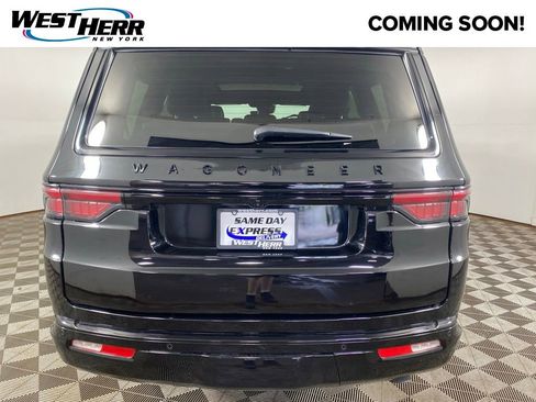 Used 2024 Jeep Wagoneer Series II AWD/4WD image 24