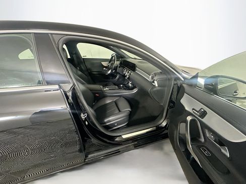 Used 2025 Mercedes-Benz CLA 250 image 30