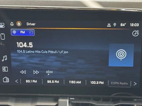 Used 2025 Chevrolet Equinox LT FWD image 8
