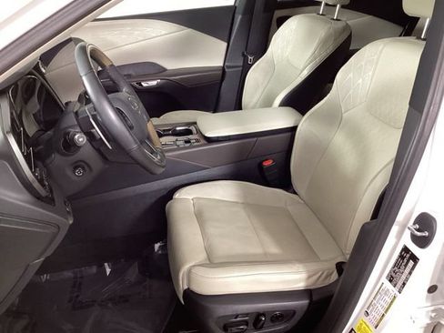 Certified 2023 Lexus RX 350 w/ Accessory Package (Z1) AWD/4WD image 12