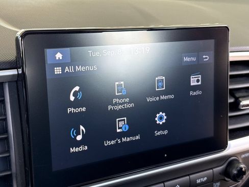 Used 2025 Hyundai Venue SEL FWD image 18
