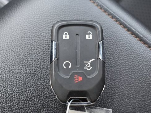 Used 2020 GMC Acadia AT4 image 32