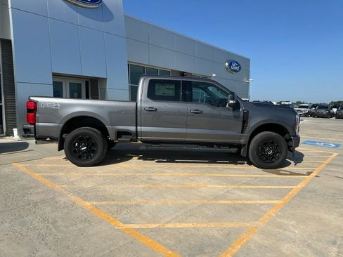 New 2026 Ford F250 XLT w/ XLT Premium Package AWD/4WD image 10