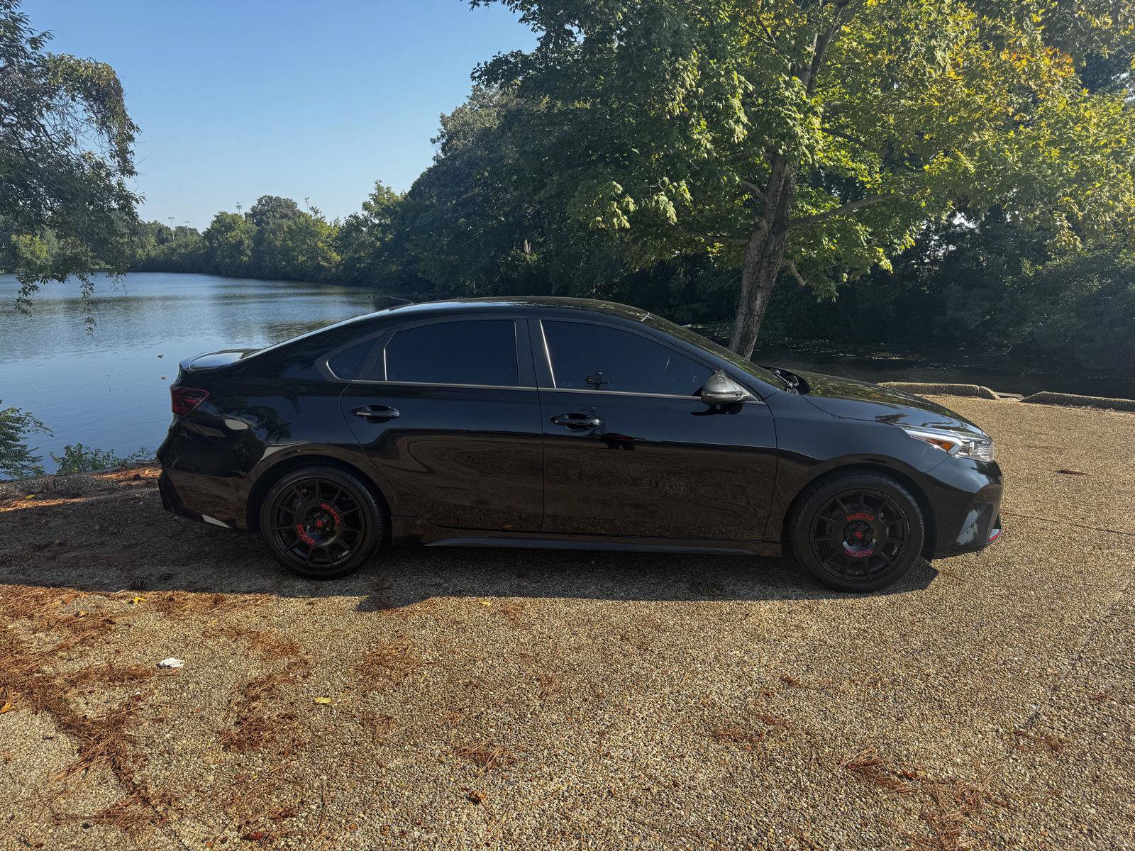 Used 2022 Kia Forte GT-Line FWD image 3