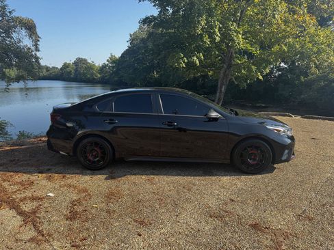 Used 2022 Kia Forte GT-Line FWD image 3