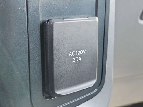 Used 2025 Ford F150 XLT w/ Equipment Group 301A Standard AWD/4WD image 16