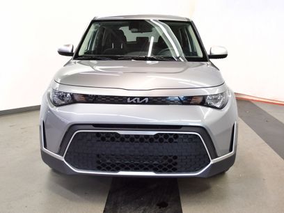 Used 2025 Kia Soul LX w/ LX Technology Package