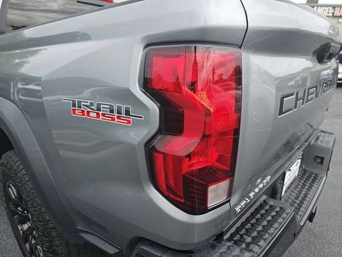 Used 2023 Chevrolet Colorado Trail Boss w/ Technology Package AWD/4WD image 37