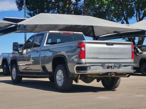 Used 2024 Chevrolet Silverado 2500 LT AWD/4WD image 5