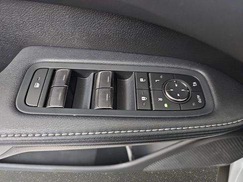 Certified 2025 Lexus RX 350 Premium w/ Convenience Package image 28