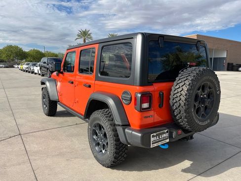 Used 2023 Jeep Wrangler Unlimited AWD/4WD image 10