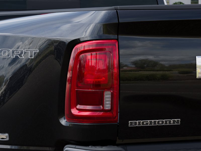 New 2027 RAM 3500 Big Horn AWD/4WD image 10