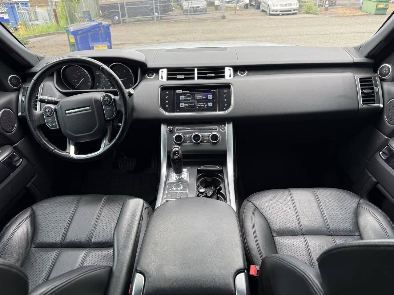 Used 2016 Land Rover Range Rover Sport SE AWD/4WD image 9