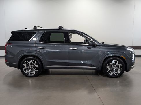 Used 2022 Hyundai Palisade Calligraphy AWD/4WD image 2