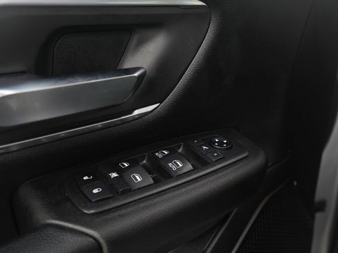 Used 2019 RAM 1500 Big Horn image 21