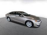 Used 2024 Chevrolet Malibu LT image 2