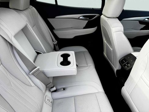 Used 2024 Buick Envision Avenir image 49