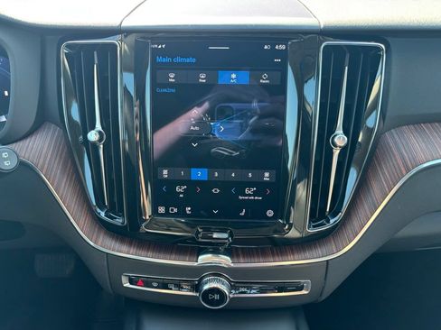 Certified 2023 Volvo XC60 B5 Plus w/ Climate Package AWD/4WD image 13