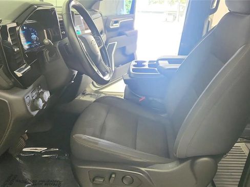 Used 2023 Chevrolet Silverado 1500 LT AWD/4WD image 23