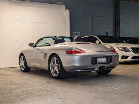 Used 2004 Porsche Boxster S RWD image 5