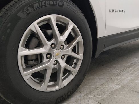 Used 2023 Chevrolet Equinox LS FWD image 31