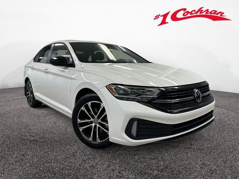 Used 2024 Volkswagen Jetta Sport image 1