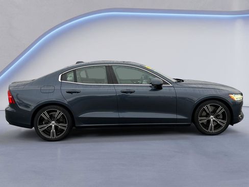 Used 2019 Volvo S60 T6 Inscription image 2