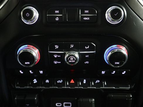 Used 2021 GMC Sierra 1500 AT4 image 26