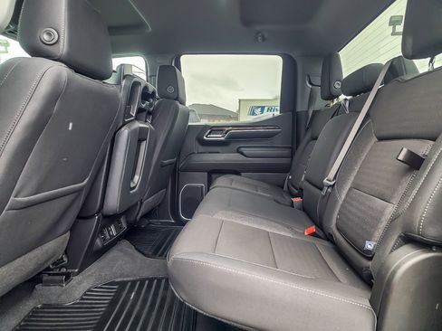 Used 2024 GMC Sierra 1500 Elevation image 8