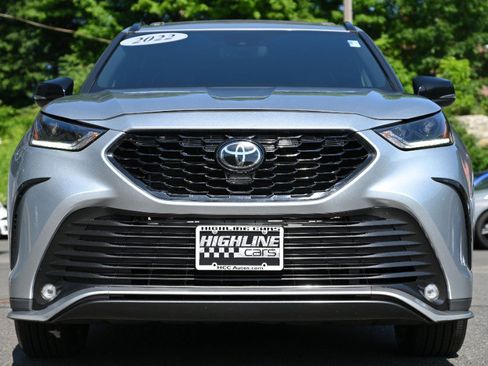 Used 2022 Toyota Highlander XSE AWD/4WD image 8