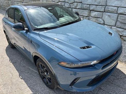 Used 2024 Dodge Hornet R/T Plus w/ R/T Blacktop Package AWD/4WD image 7