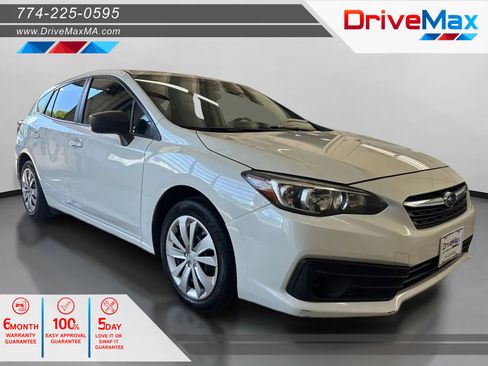 Used 2020 Subaru Impreza 2.0i image 1