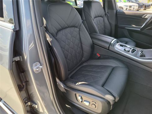 Certified 2025 BMW X5 xDrive40i image 24