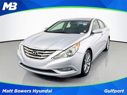 Used 2012 Hyundai Sonata SE w/ Navigation & Sunroof Pkg