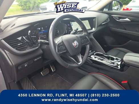 Used 2022 Buick Envision Essence w/ Technology Package I FWD image 10