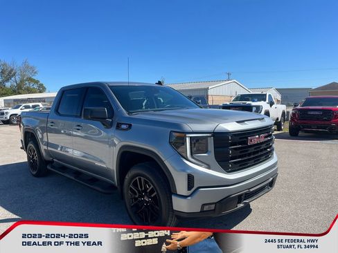 Used 2025 GMC Sierra 1500 Elevation image 2
