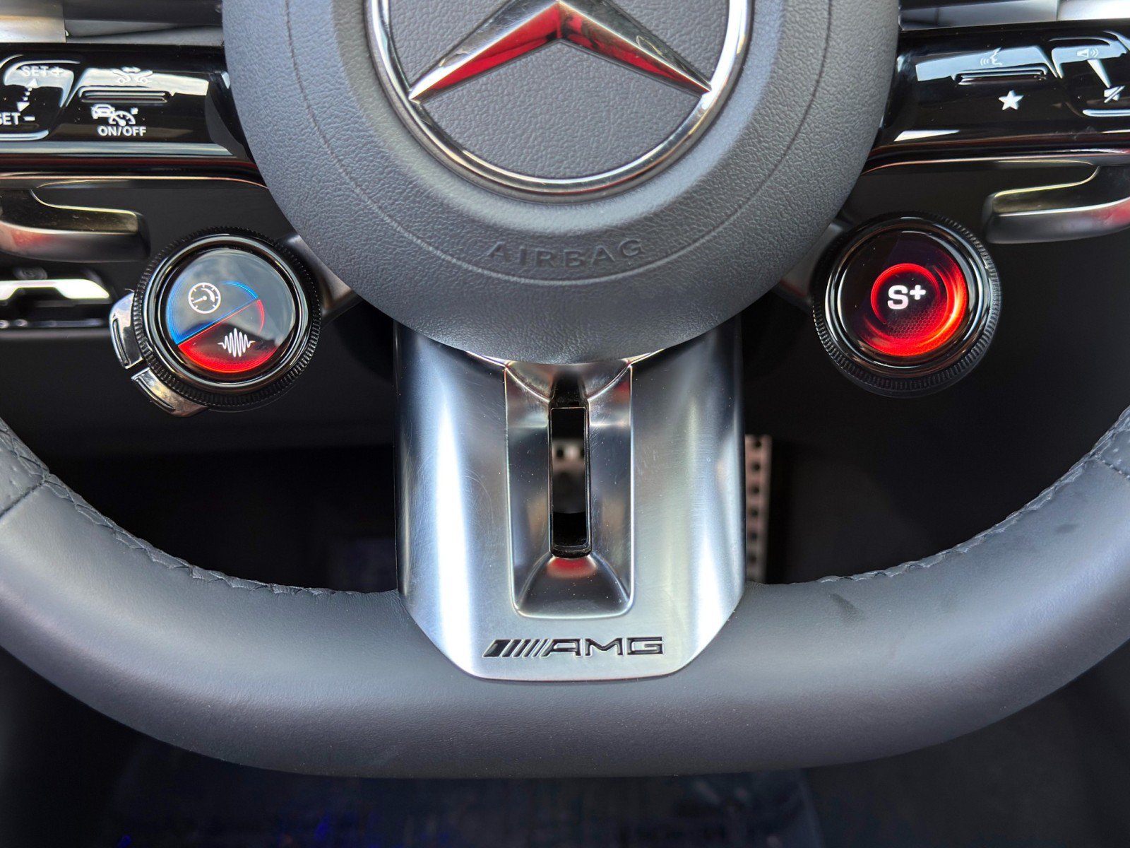 Used 2025 Mercedes-Benz GLC 63 AMG S image 28