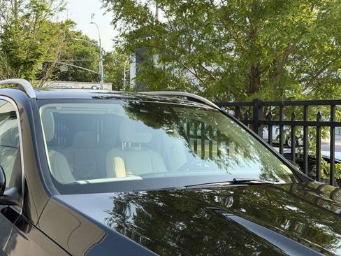 Certified 2024 Mercedes-Benz GLE 450 4MATIC image 19